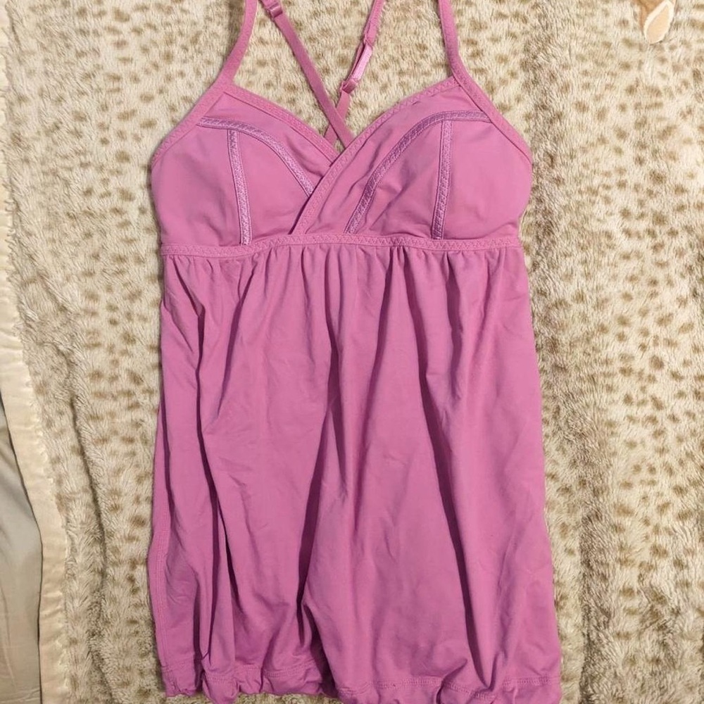 NWOT Lululemon Rehearsal Tank 2